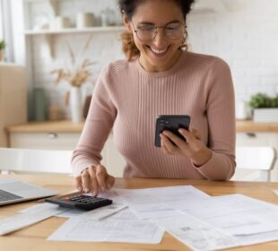 Say Goodbye To Loan Stress With Personal Loan Assist Apps